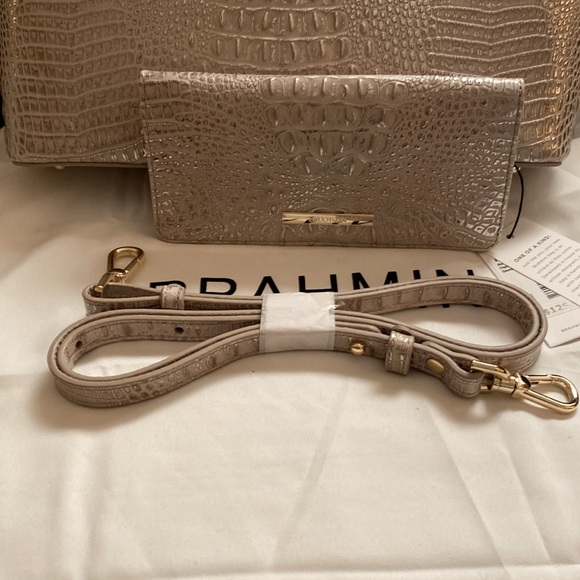 Brahmin Large Duxbury Satchel with matching bifold wallet - Picture 10 of 14